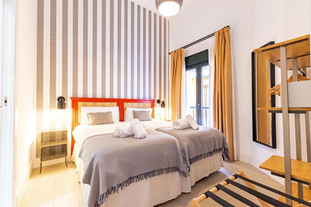 Ohliving Cathedral Apartment Севиля Екстериор снимка