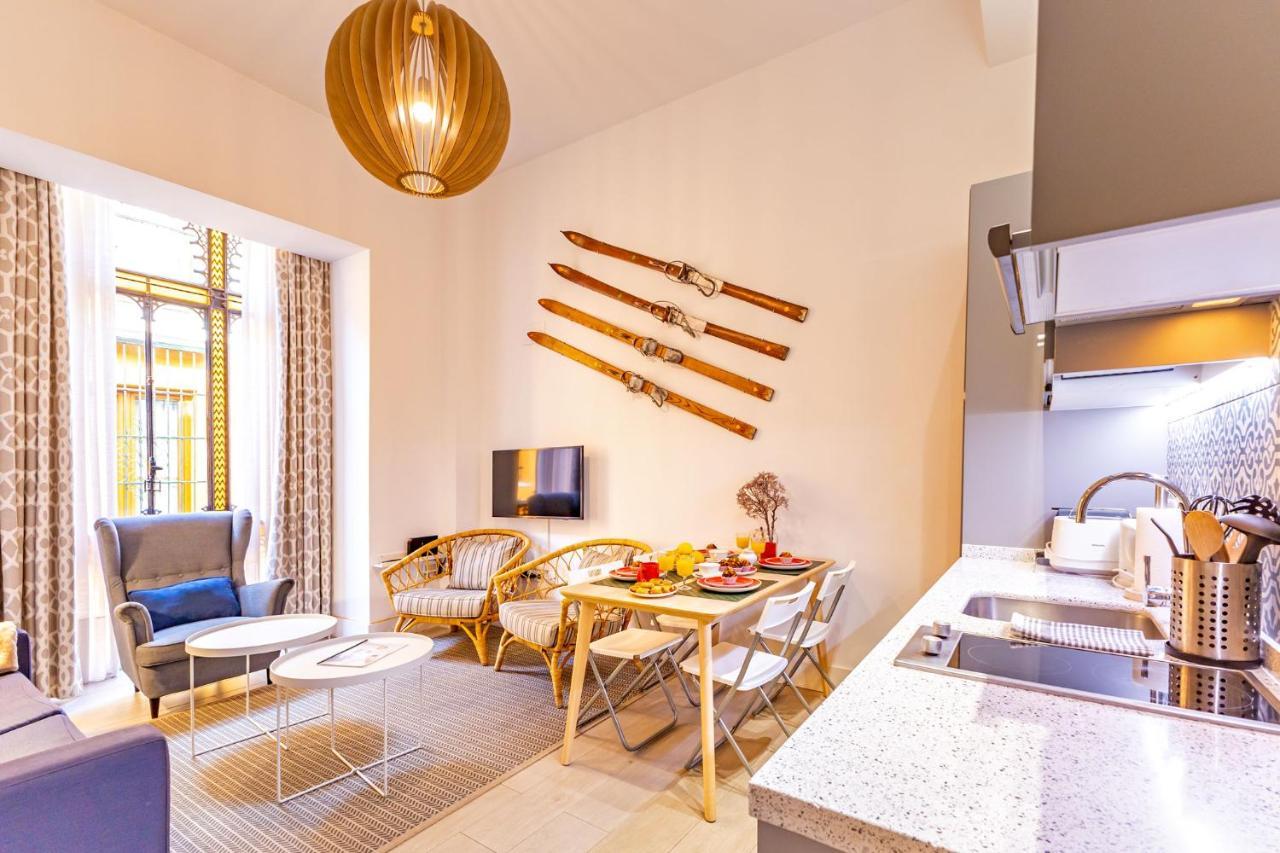 Ohliving Cathedral Apartment Севиля Екстериор снимка